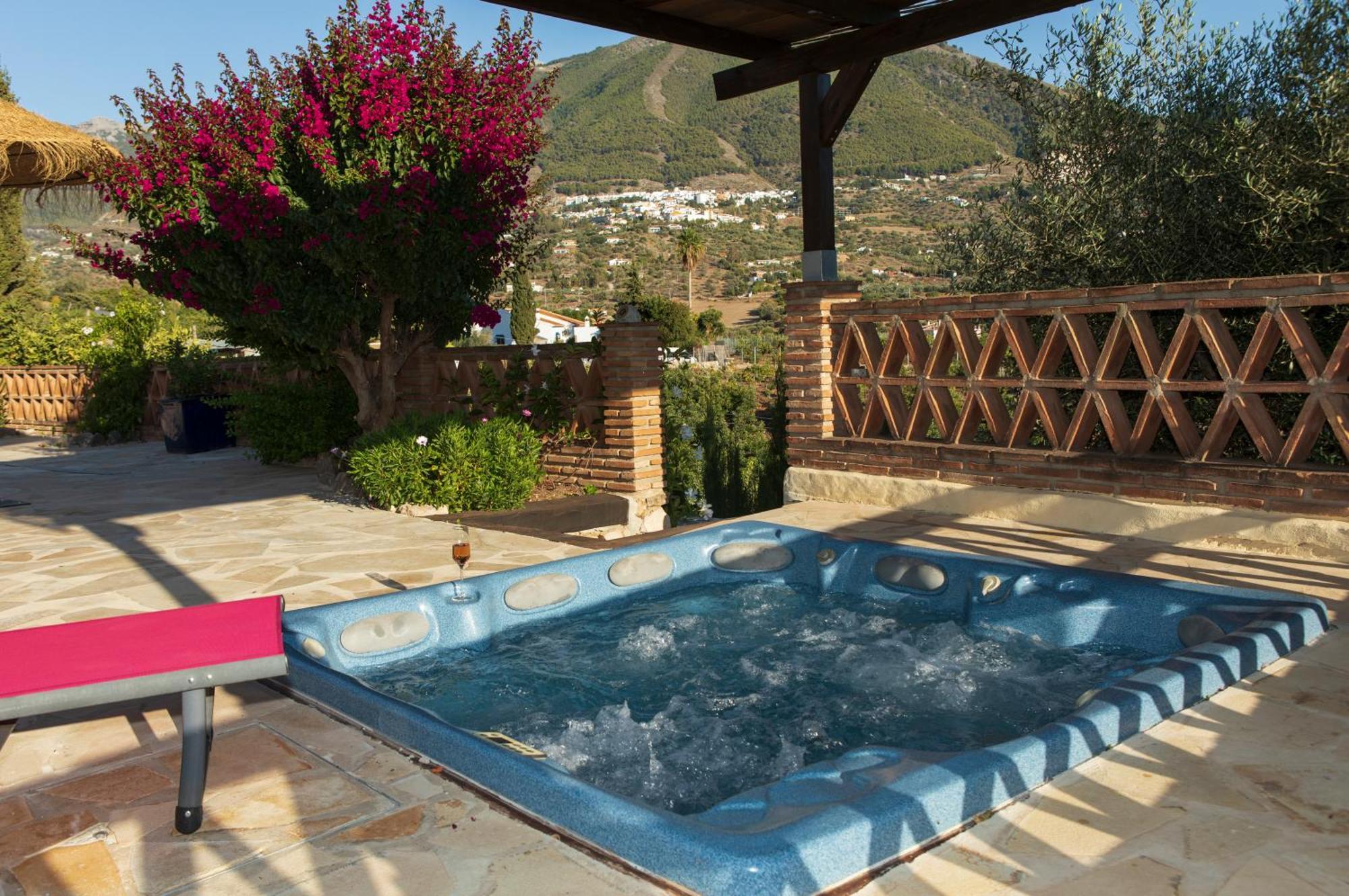 Hotel Cortijo De Salia Alcaucín Pokoj fotografie