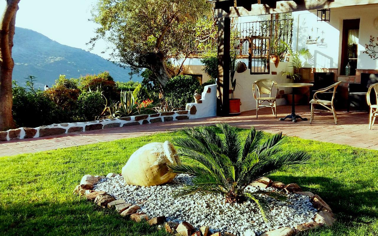 Hotel Cortijo De Salia Alcaucín Exteriér fotografie